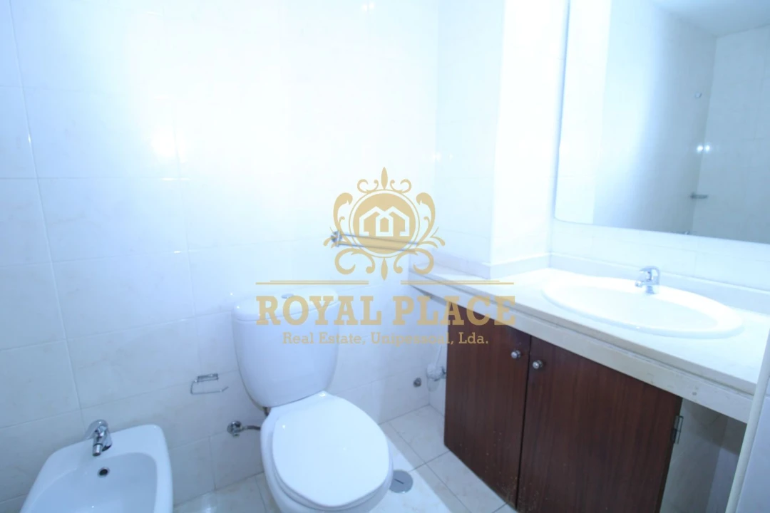 Apartamento T2 para Venda em Paços de Brandão Foto 11