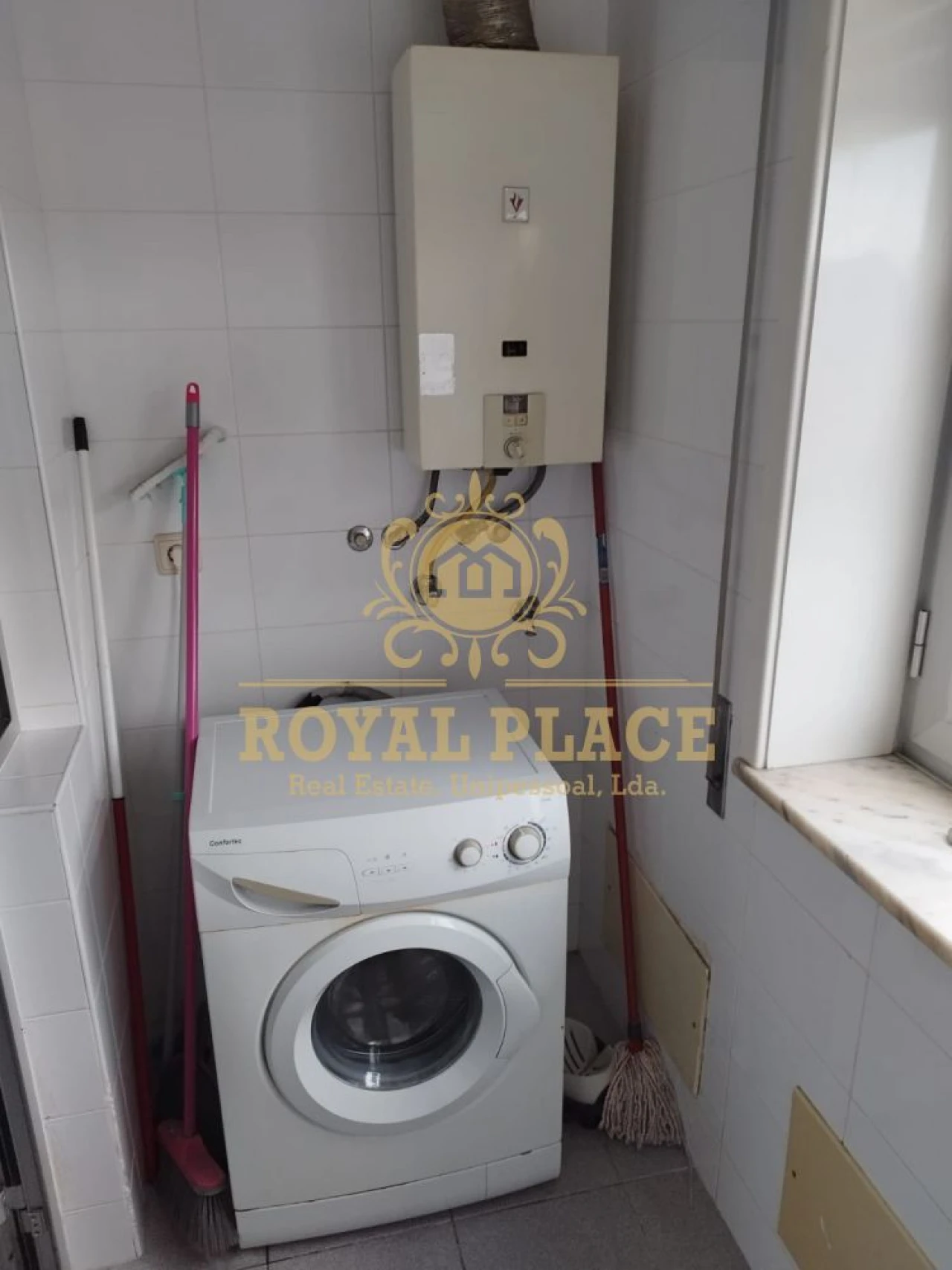 Apartamento T2 para Venda em Paços de Brandão Foto 5