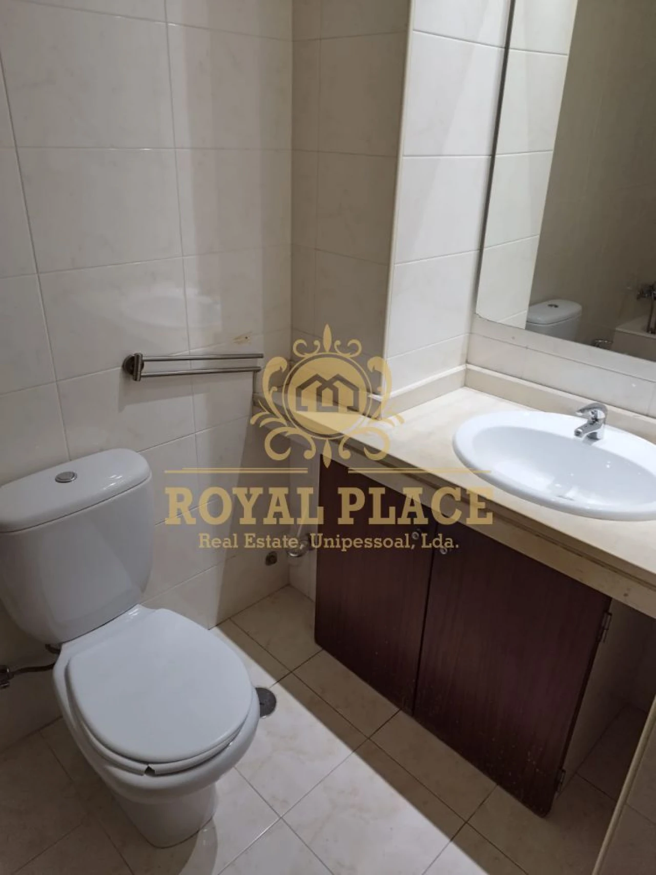 Apartamento T2 para Venda em Paços de Brandão Foto 9