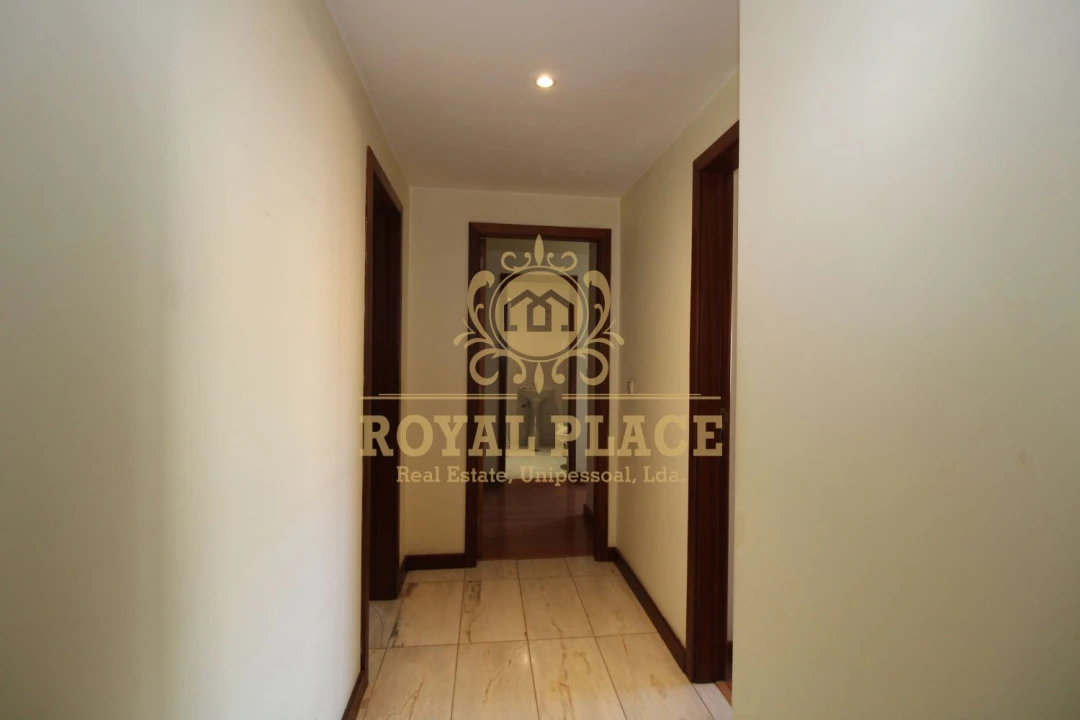 Apartamento T2 para Venda em Paços de Brandão Foto 13