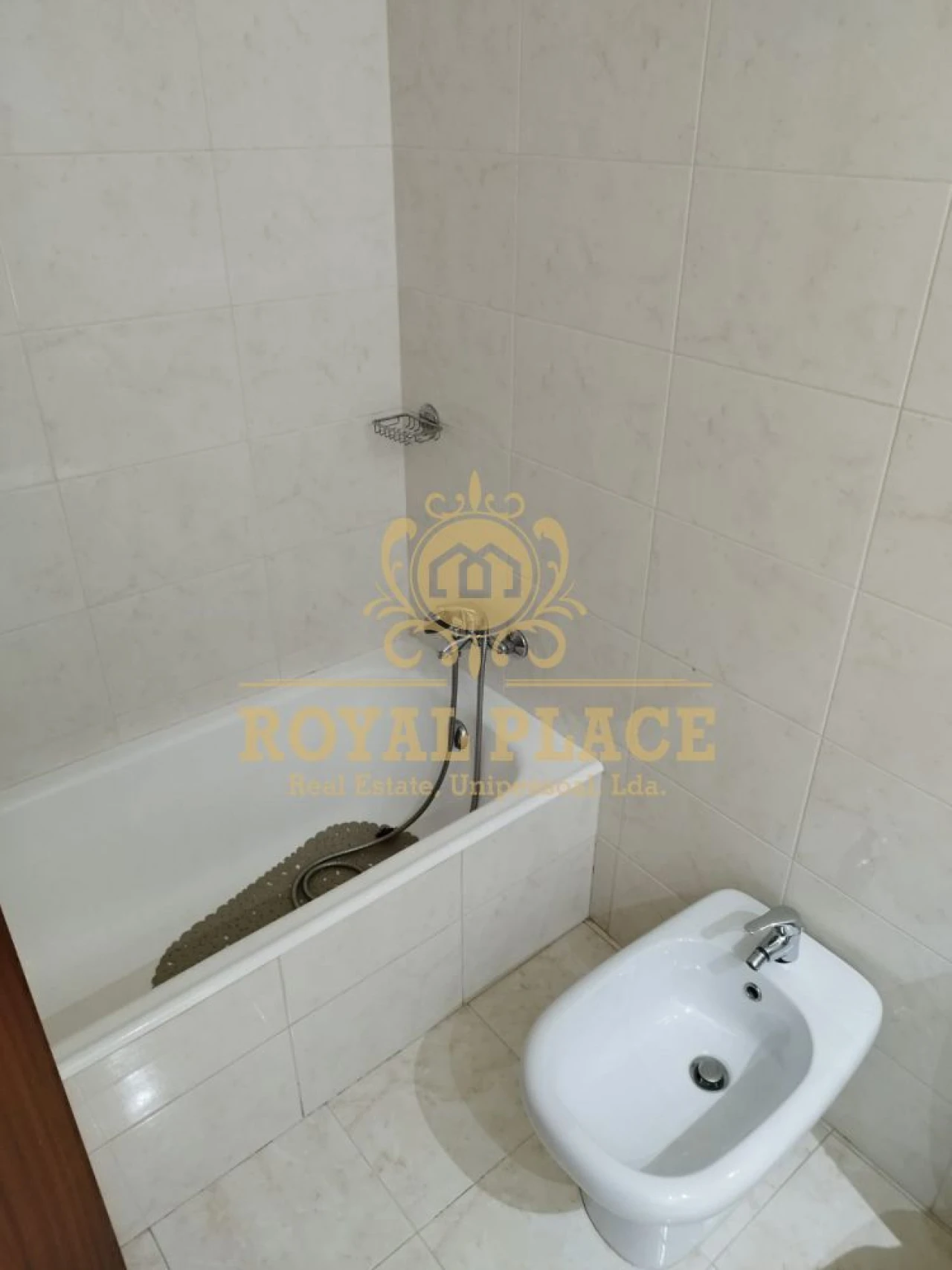 Apartamento T2 para Venda em Paços de Brandão Foto 10