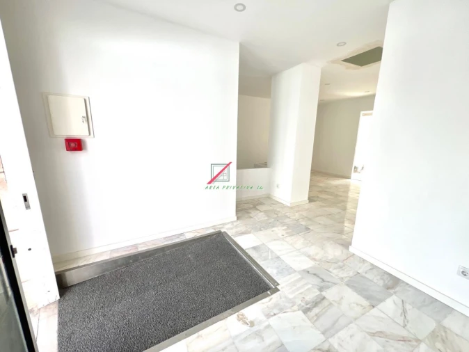 Loja para Arrendamento em Cascais e Estoril Foto 8