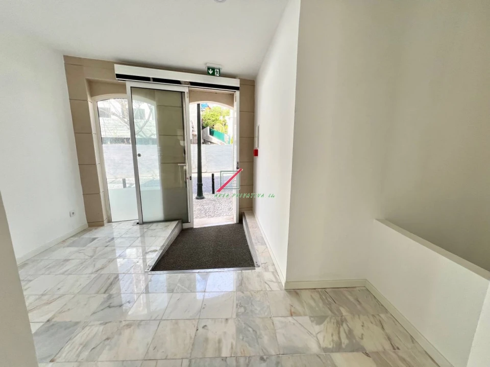 Loja para Arrendamento em Cascais e Estoril Foto 15