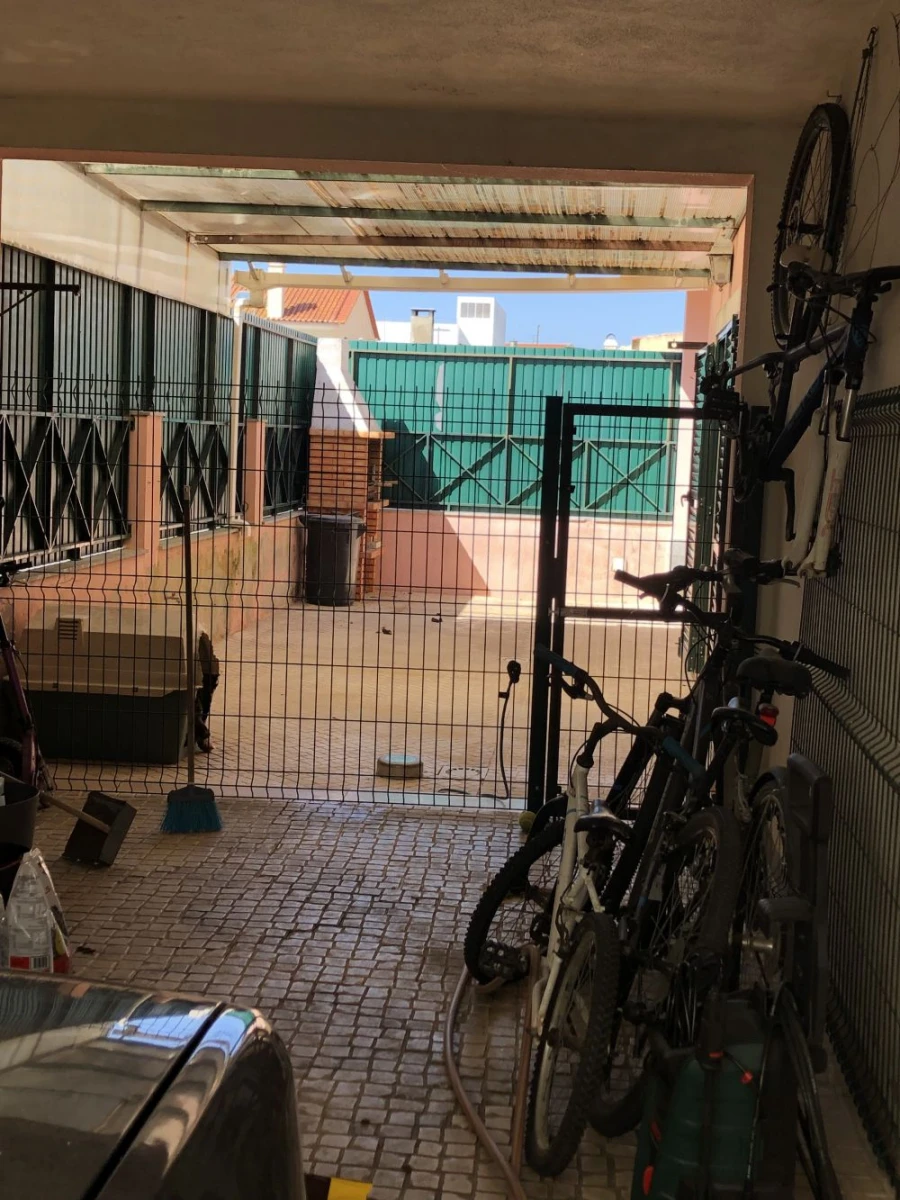 Moradia T4 para Venda em Alcabideche Foto 11