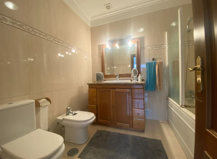 Moradia T4 para Venda em Alcabideche Foto 12