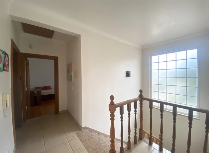 Moradia T4 para Venda em Alcabideche Foto 17