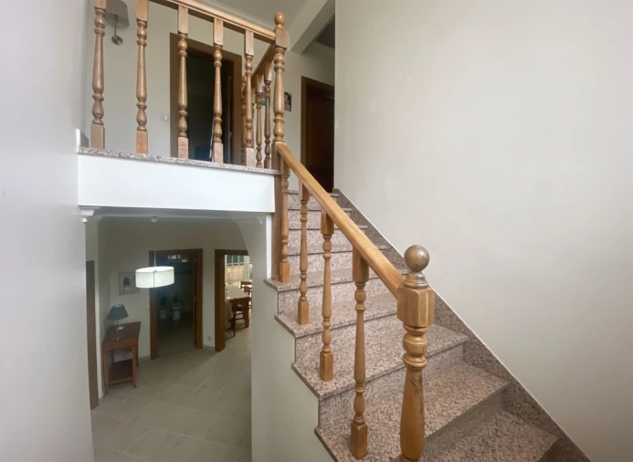 Moradia T4 para Venda em Alcabideche Foto 29