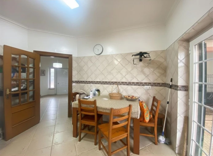 Moradia T4 para Venda em Alcabideche Foto 19