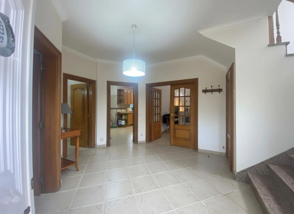 Moradia T4 para Venda em Alcabideche Foto 28