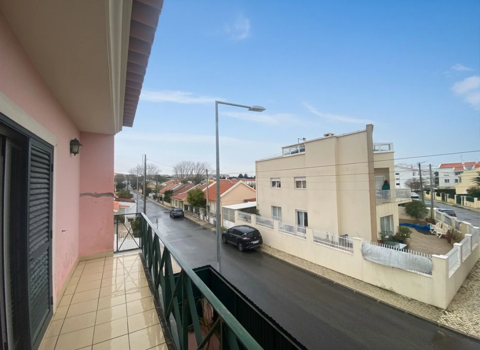 Moradia T4 para Venda em Alcabideche Foto 31