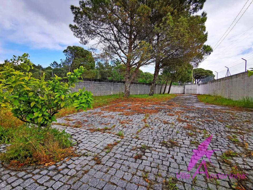 Moradia T2 para Venda em Chafe Foto 22