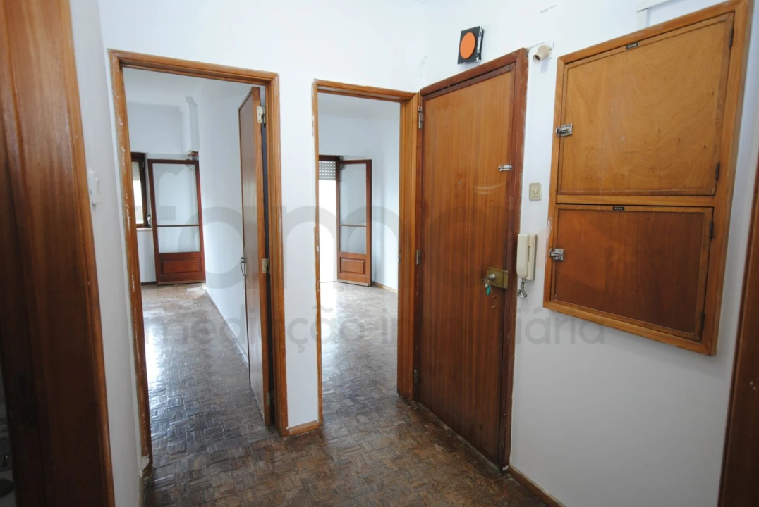 Apartamento T2 para Venda em Oeiras e São Julião da Barra, Paço de Arcos e Caxias Foto 12