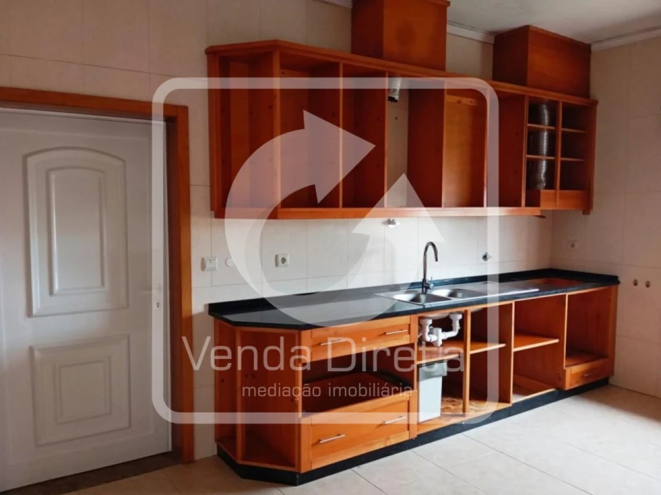 Moradia T3 para Venda em Santo Tirso, Couto (Santa Cristina e São Miguel) e Burgães Foto 8