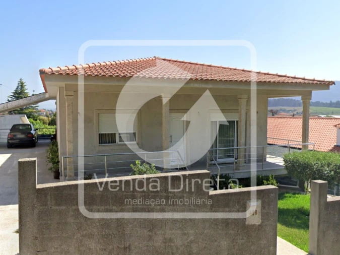 Moradia T3 para Venda em Santo Tirso, Couto (Santa Cristina e São Miguel) e Burgães Foto 2