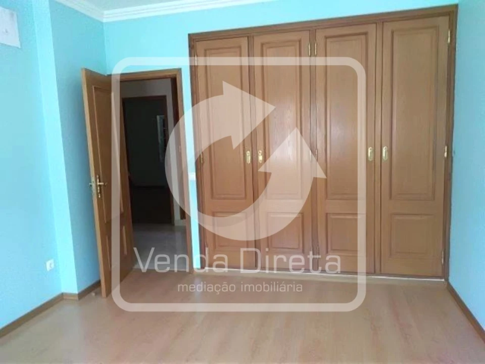 Moradia T3 para Venda em Benavente Foto 12