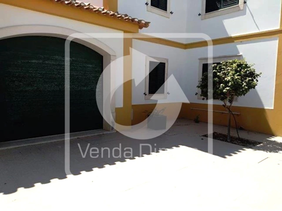 Moradia T3 para Venda em Benavente Foto 25