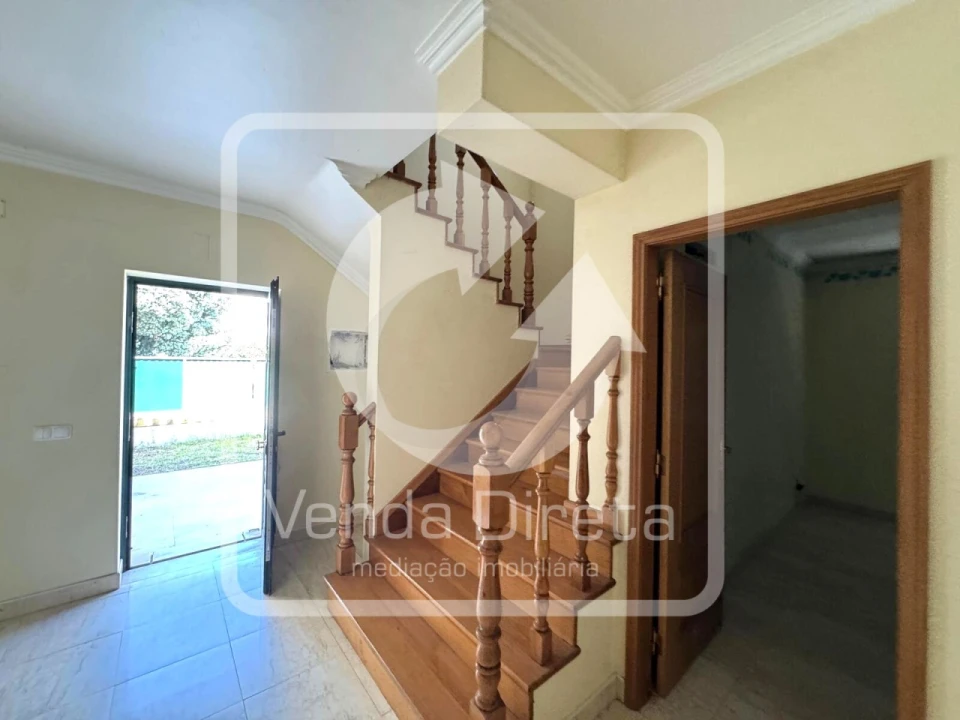 Moradia T3 para Venda em Benavente Foto 34