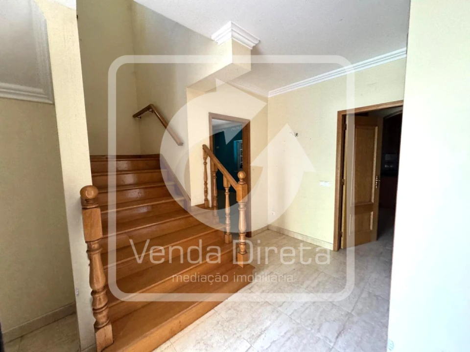 Moradia T3 para Venda em Benavente Foto 36