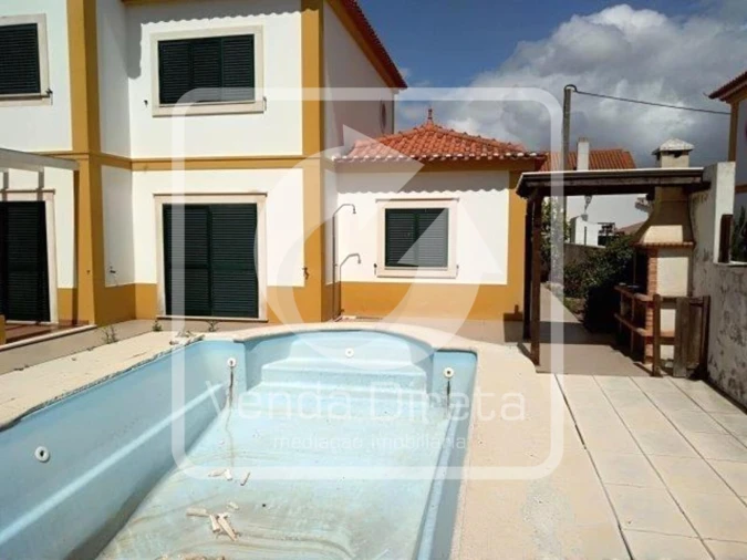 Moradia T3 para Venda em Benavente Foto 3