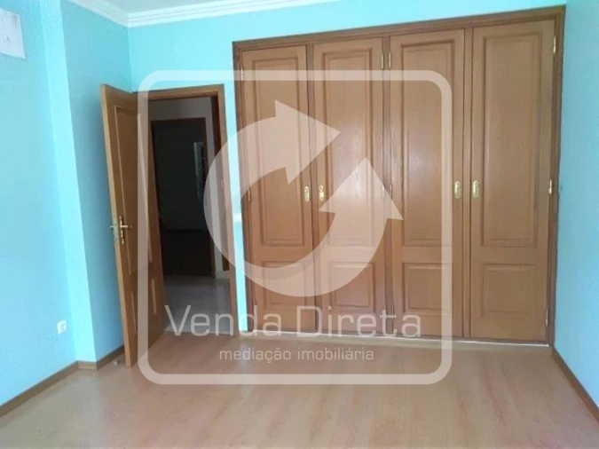 Moradia T3 para Venda em Benavente Foto 12