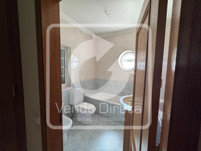 Moradia T3 para Venda em Benavente Foto 32