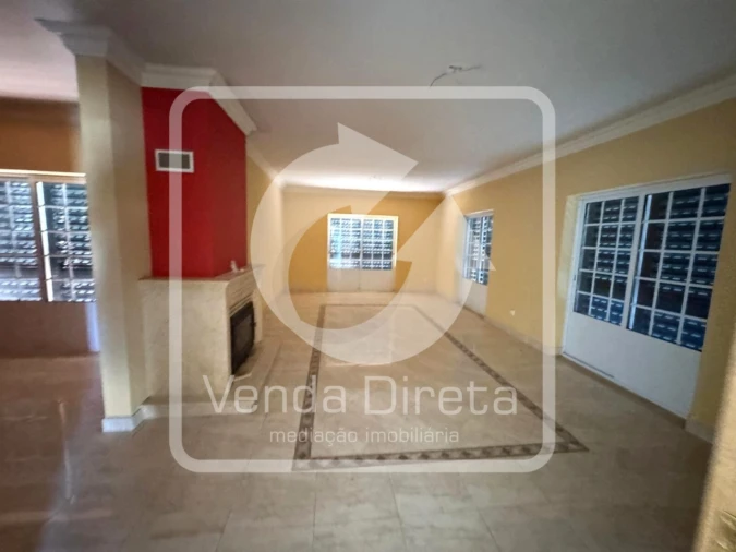 Moradia T3 para Venda em Benavente Foto 37