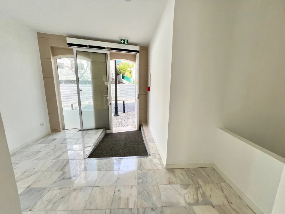 Loja para Arrendamento em Cascais e Estoril Foto 13