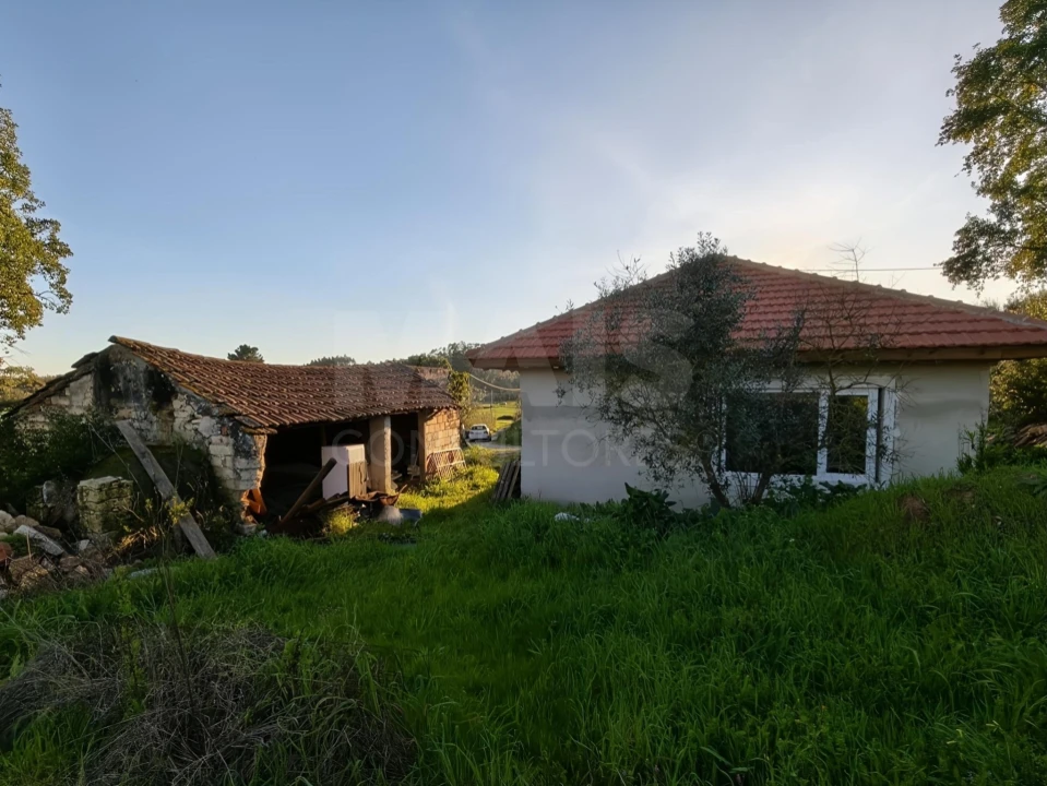 Moradia T2 para Venda em São Sebastião Foto 10