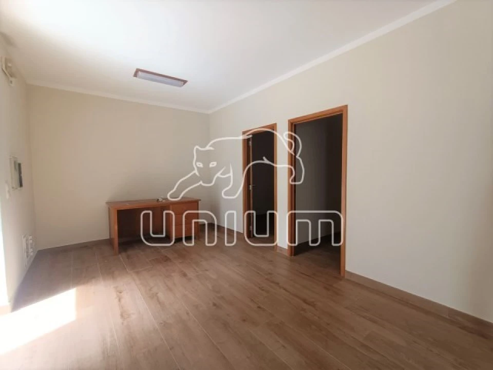 Loja para Arrendamento em Santa Maria Maior e Monserrate e Meadela Foto 1