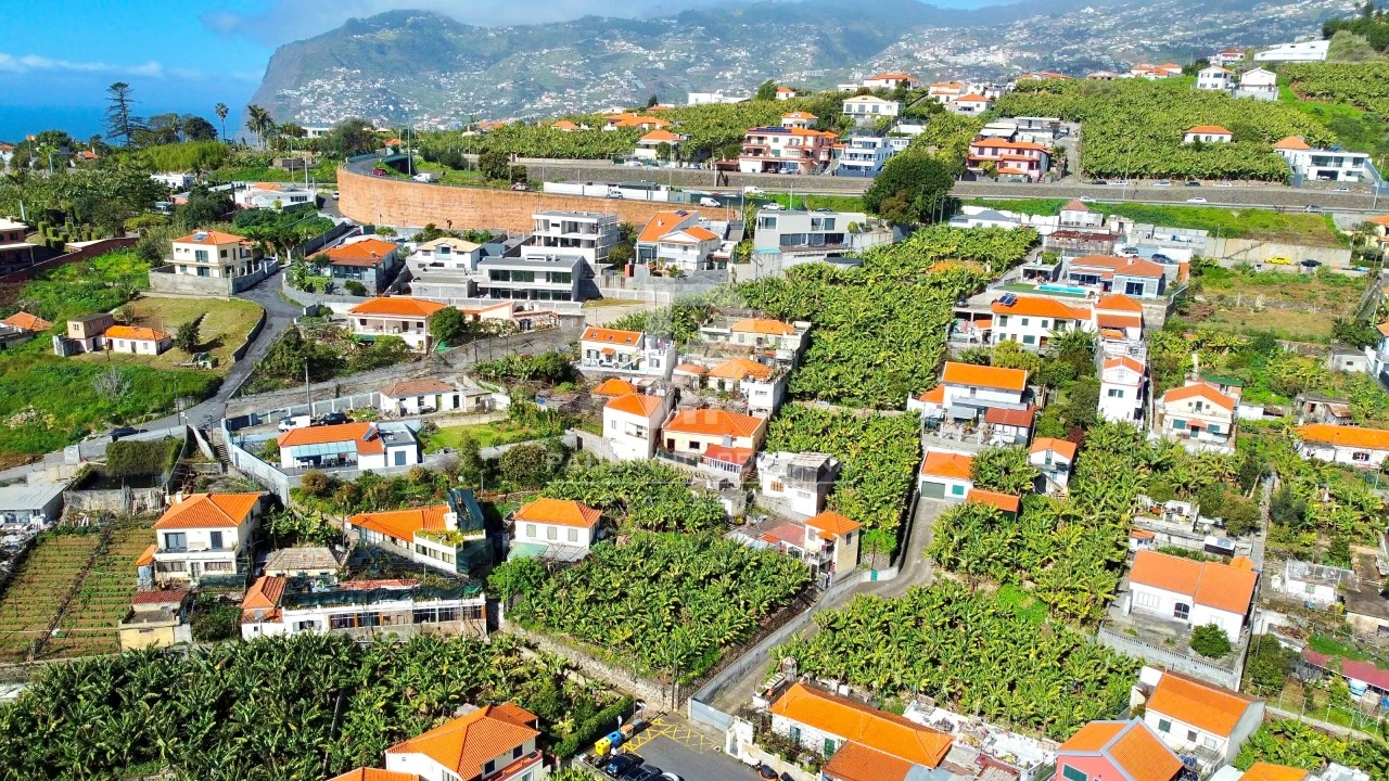 Moradia T3 para Venda em São Martinho Foto 1