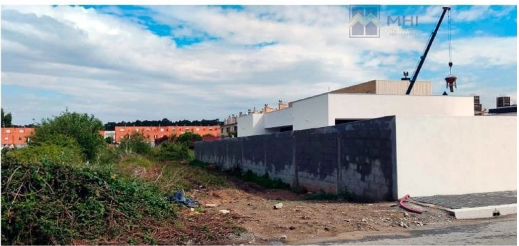 Moradia T3 para Venda em Madalena Foto 6