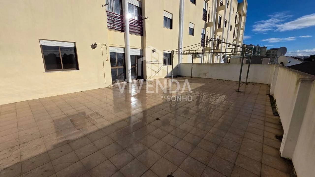 Apartamento T3 para Venda em União das Freguesias de Setúbal Foto 2