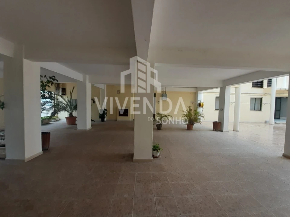 Apartamento T3 para Venda em União das Freguesias de Setúbal Foto 2