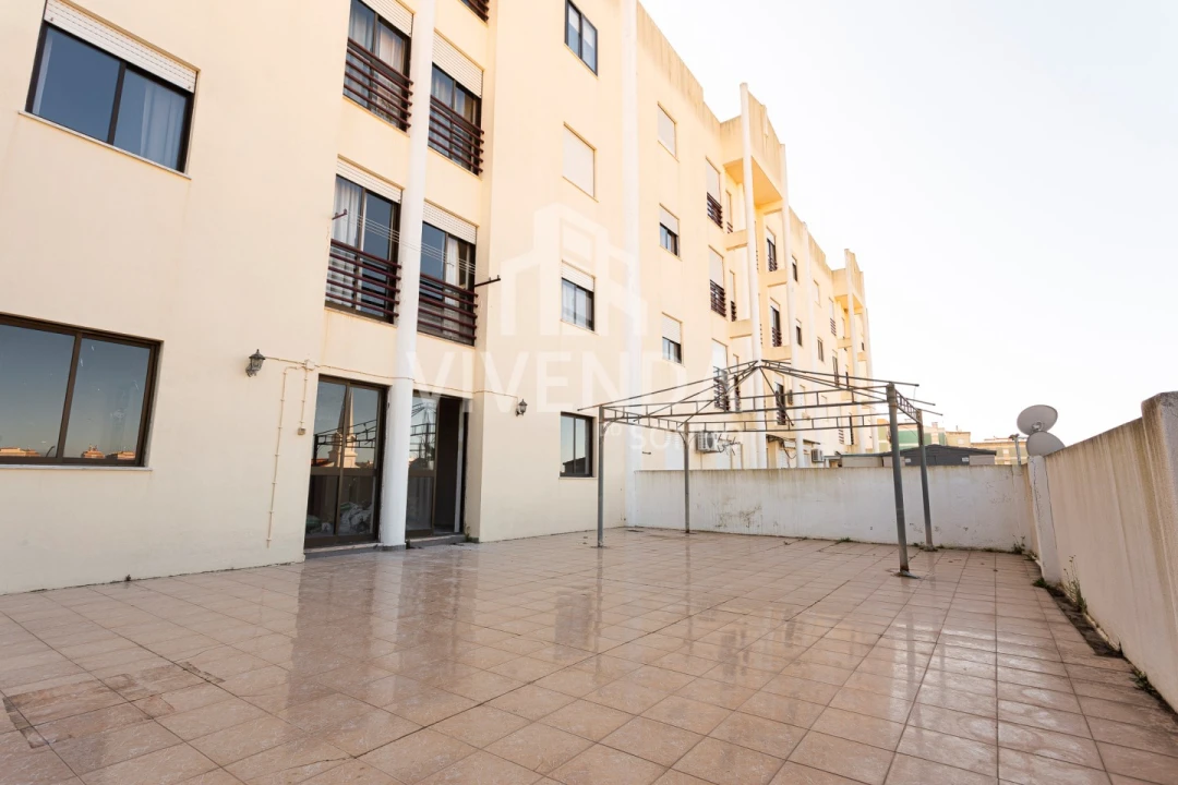 Apartamento T3 para Venda em União das Freguesias de Setúbal Foto 1