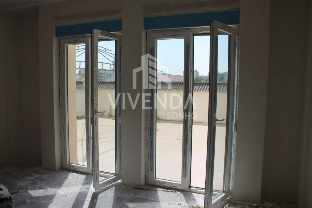 Apartamento T3 para Venda em União das Freguesias de Setúbal Foto 15
