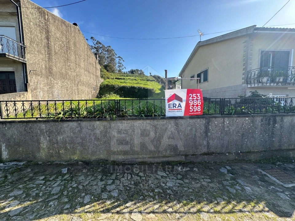 Terreno para Venda em Aver-O-Mar, Amorim e Terroso Foto 1