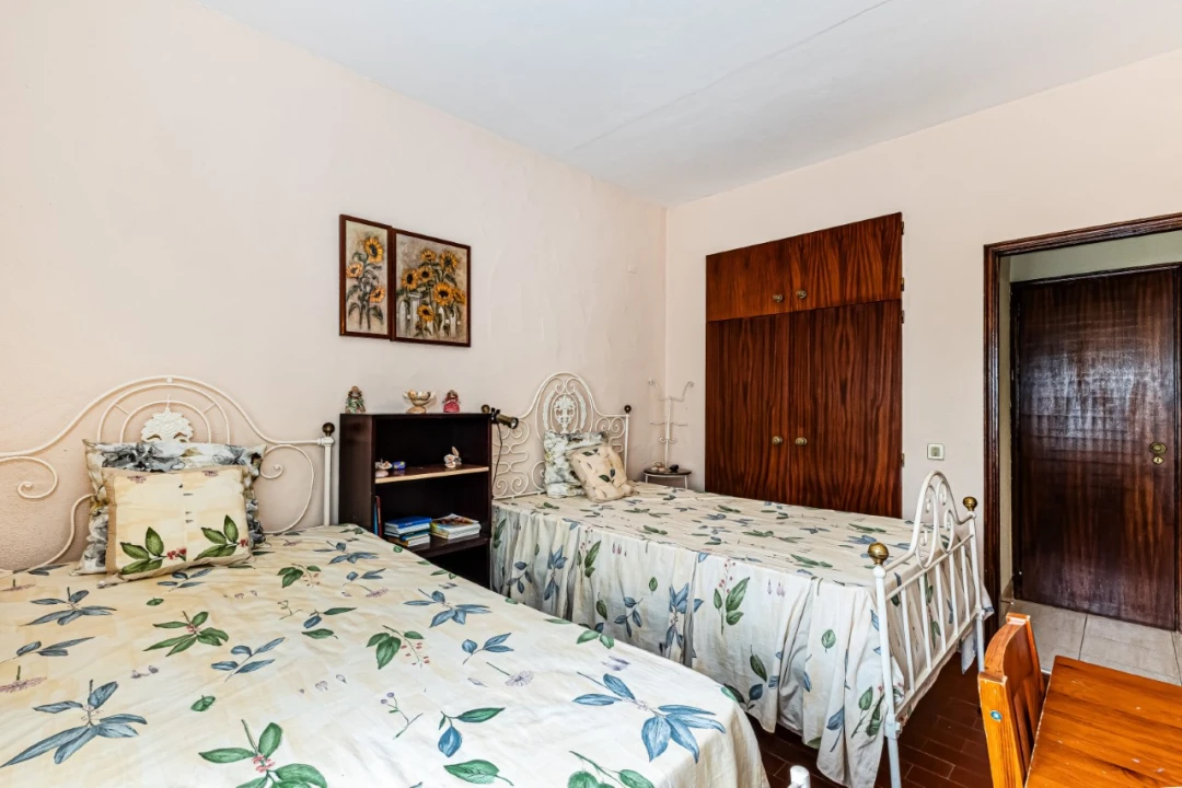 Apartamento T2 para Venda em Armação de Pera Foto 11