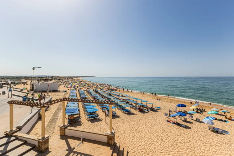 Apartamento T2 para Venda em Armação de Pera Foto 40