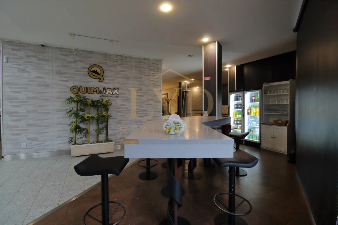 Negócio para Cedência de Quotas em Carvalhosa Foto 3