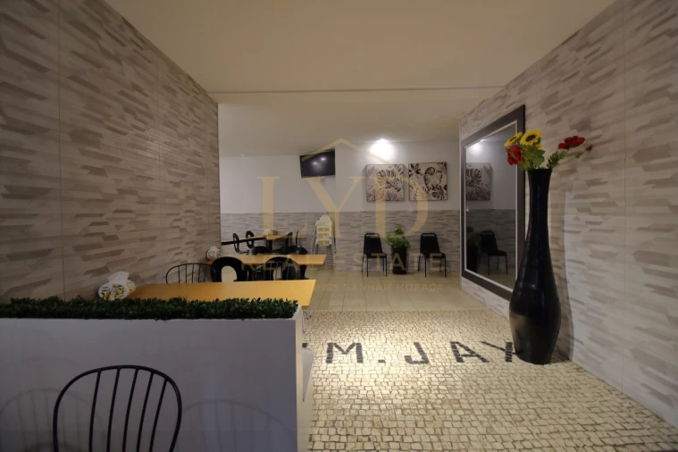 Negócio para Cedência de Quotas em Carvalhosa Foto 7