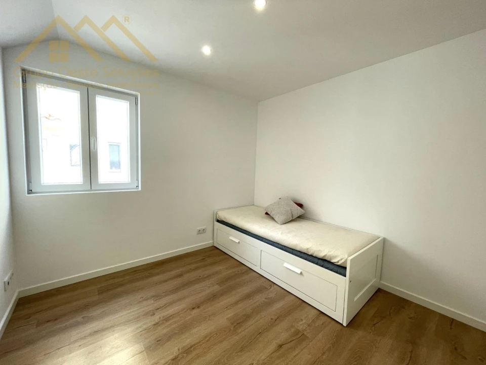 Moradia T2 para Venda em Peniche Foto 26