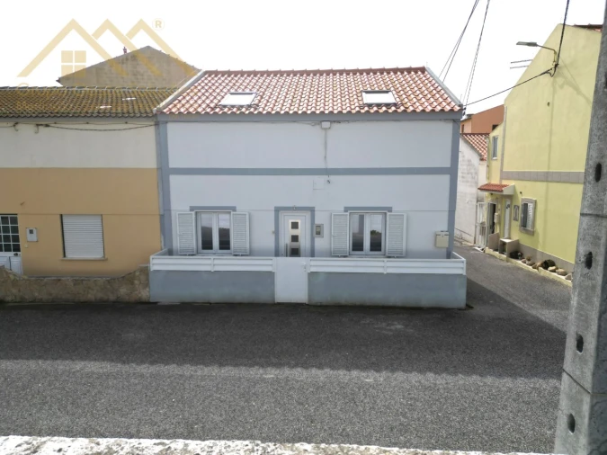 Moradia T2 para Venda em Peniche Foto 1