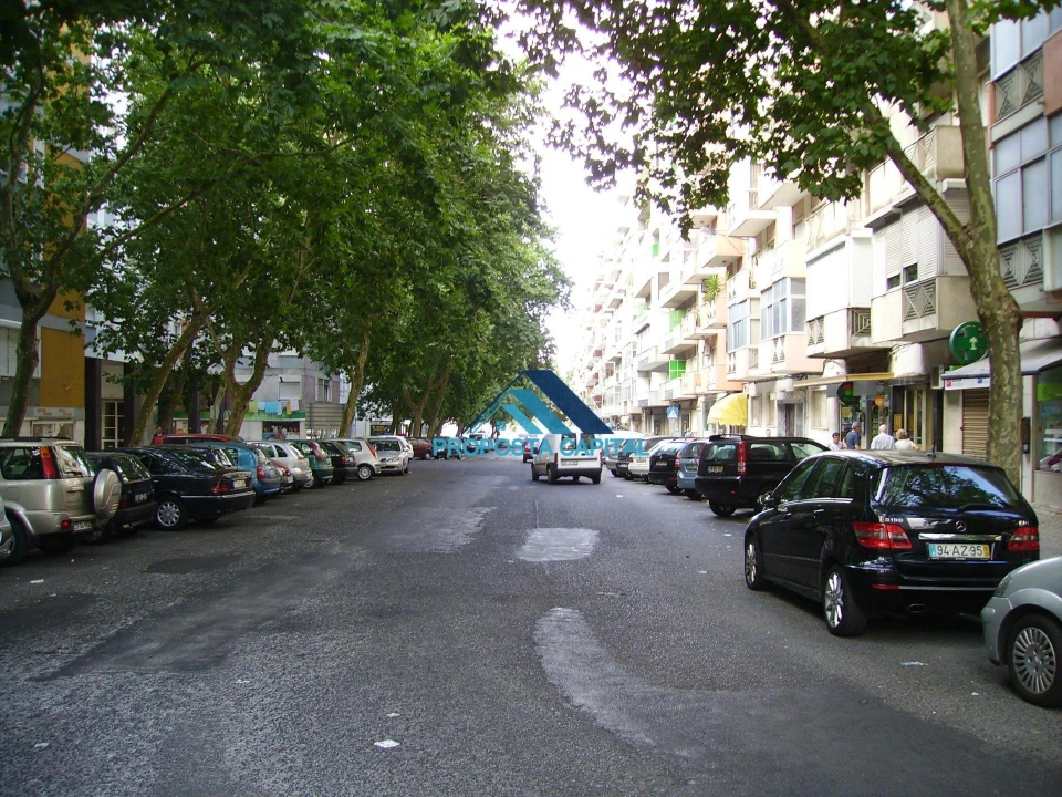 Apartamento T3 para Venda em Benfica Foto 28