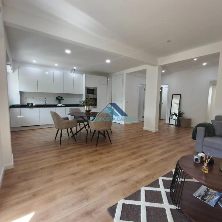 Apartamento T3 para Venda em Benfica Foto 9