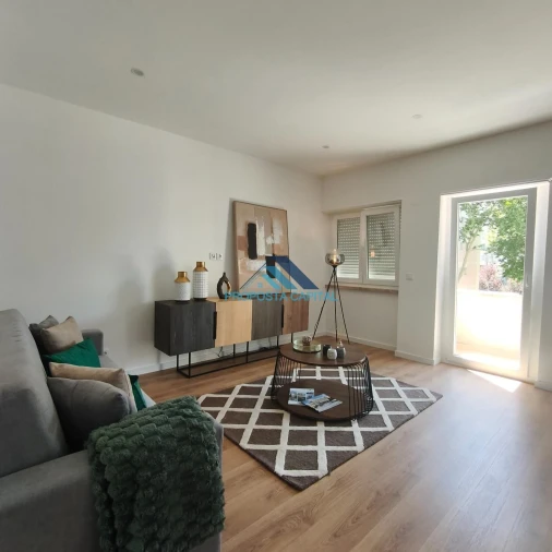 Apartamento T3 para Venda em Benfica Foto 4