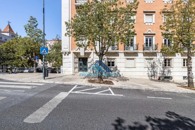 Escritório para Arrendamento em Avenidas Novas Foto 24