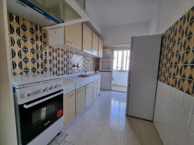 Apartamento T2 para Venda em Porto Salvo Foto 16