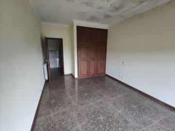 Apartamento T3 para Venda em Carregosa