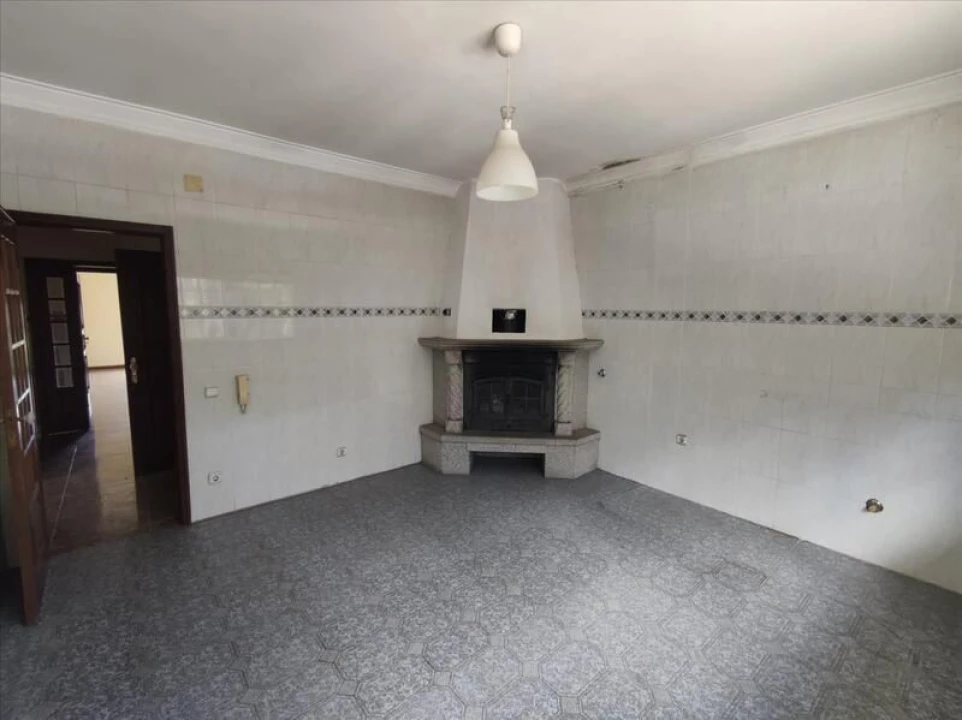 Apartamento T3 para Venda em Carregosa Foto 17