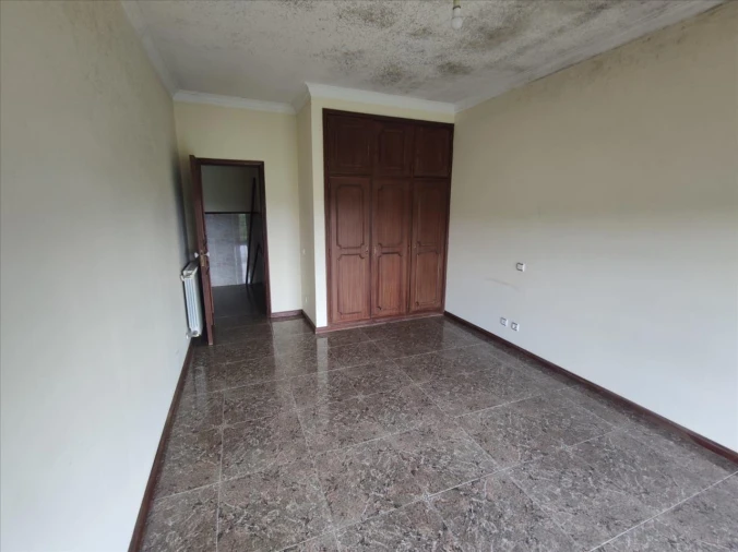 Apartamento T3 para Venda em Carregosa Foto 11